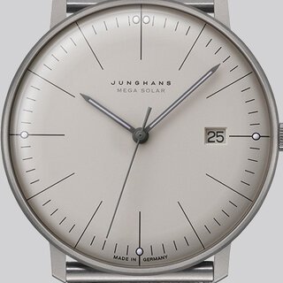 電波式ソーラー駆動による利便性を実現した「マックス・ビル メガ ソーラー」|JUNGHANS