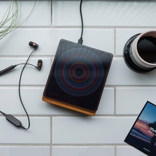 東京発のエレクトロニクスブランドが考える、CDプレイヤーの新しいかたち｜amadana