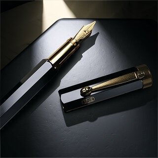 1920年代のモンブランの歴史的な八角形デザインが復刻｜MONTBLANC