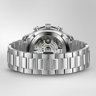 ポルトギーゼ・クロノに待望のブレスレットモデルが登場|IWC