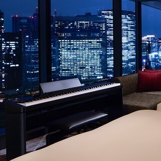 ウォーターズ竹芝に誕生したラグジュアリーホテル「メズム東京」と、今年40周年を迎えたCASIO電子楽器が具現する、新たな波“TOKYO WAVES”｜CASIO