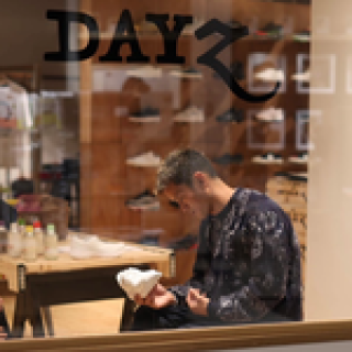 渡辺真史が見た、BROOKSのラグジュアリーな世界（前編）｜BROOKS