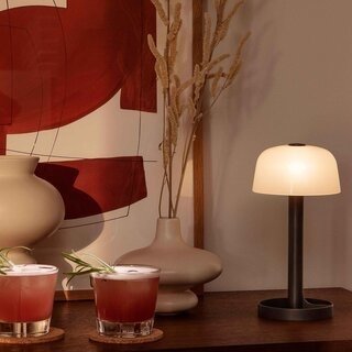 ブランド初となる照明はUSB充電式のコードレス卓上ランプ｜ROSENDAHL COPENHAGEN