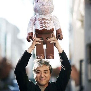 BE@RBRICK 8時16分だヨ！湯呑みでコーヒー 発売記念 ムロツヨシ インタビュー｜MEDICOM TOY