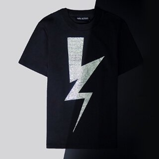 世界初登場のアイテムを阪急メンズ大阪のニールバレット期間限定ショップで手に入れる｜Neil Barrett