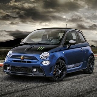 アバルトに世界で2000台、日本で60台限定のコラボレーションモデル|Abarth