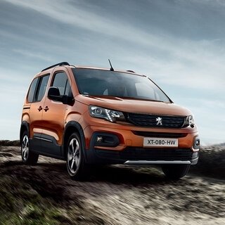 プジョー、SUVテイストのMPV「リフター」に上級グレードの「GT」を導入｜PEUGEOT