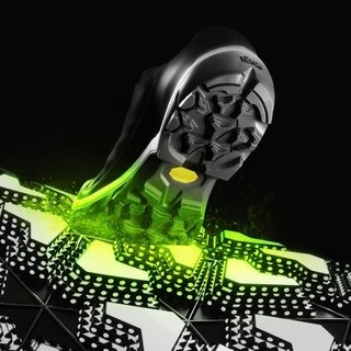 日本初。高機能ラバーソール「Tractuin Lug」の展開始まる｜VIBRAM