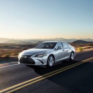 ブランドの原点である静粛性と乗り心地の向上を追求──レクサス、新型「ES」をワールドプレミア｜LEXUS