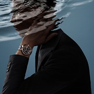 エッジの効いたスポーティなシルエットのタンブール新モデル|LOUIS VUITTON
