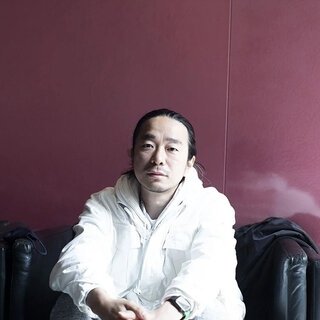 コンビニで知らぬ間に「エコ」や「サスティナブル」を実践、 画期的な新ブランド『Convenience Wear』の デザイナー・落合宏理さん｜Convenience Wear