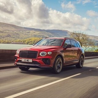 ベントレー、パフォーマンスを強化したベンテイガ初の“S”モデルを発表｜Bentley