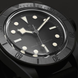 マットブラックの渋さが際立つ2021年の新作「BLACK BAY CERAMIC」｜TUDOR