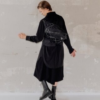 「ヨウジヤマモト」×「ポーター」第2弾は、“シワ”をデザインした高密度ナイロンツイル生地を採用｜YOHJI YAMAMOTO×PORTER