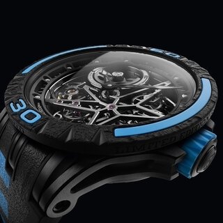 ロジェ・デュブイとピレリの高度なエンジニアリングが融合した新作「エクスカリバー スパイダー ピレリ」|ROGER DUBUIS
