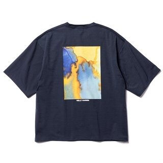 水資源を守る活動にデザイナー・岡本光市が参画。Tシャツをリリース｜HELLY HANSEN