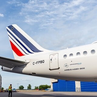 エールフランス航空がエアバスA220の初号機到着に向け準備｜AIRFRANCE