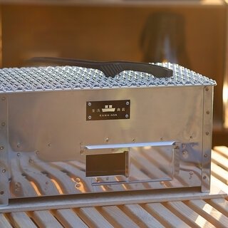 本格的な炭火焼を自宅で簡単に楽しめる炭用のオリジナル焼き台が新登場｜ 釜浅商店 