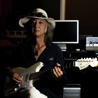 デビュー45周年を迎えたCharさんの今も気取らぬ姿を存分に聞かせてもらった！