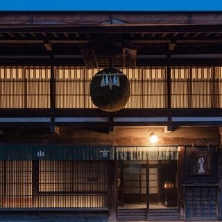 長野・奈良井宿の酒蔵を改修。宿泊と食が楽しめる新施設誕生｜BYAKU Narai