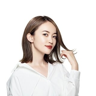 脱白髪染め！あらゆる世代が気軽にブリーチデザインできる「ファイバープレックス」｜FIBREPLEX