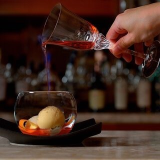 コアントロー×ホテル椿山荘東京がバレンタイン、ホワイトデーに贈る、オレンジ香る特別メニュー｜REMY COINTREAU