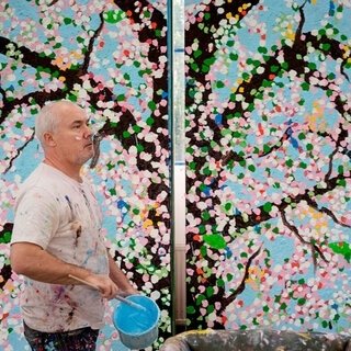  ポスト印象派、アクション・ペインティングを独自に解釈。桜をモチーフにしたダミアン・ハースト日本初の大規模個展｜ART