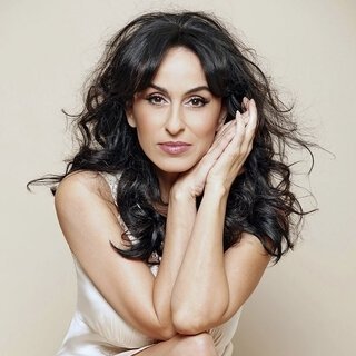 イスラエルで圧倒的な人気を誇るシンガー RITA