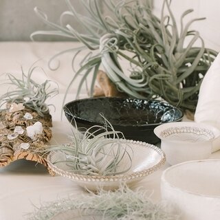 陶芸家・岡崎裕子と葉山の作家が集う個展『依代 -yorishiro-』開催｜ART