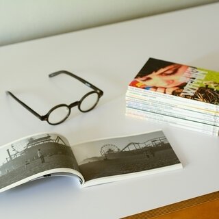 マイク・ミルズの新作映画「カモンカモン」のロケハンを一冊に｜relax library