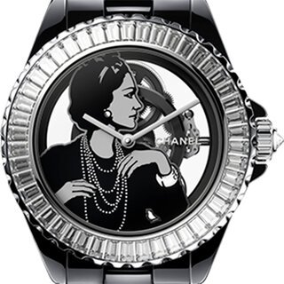 さすがシャネル！　ユーモラスなトーキングピースも超一級品｜CHANEL