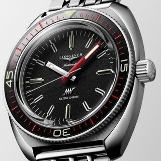 ハイビートの歴史的モデルを最新技術で復刻「ロンジン ウルトラ-クロン」|LONGINES