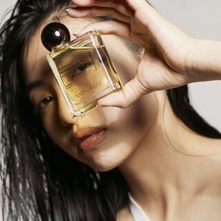 ドラマティックに香り艶めくマルチユースオイル｜SINN PURETE
