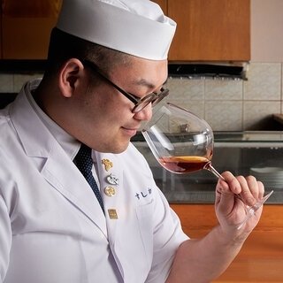 「現外」。それは、熟成日本酒エピソード・ゼロとして、いまだけ奇跡的に存在する“激レア酒”|FEATURE