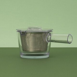 柴田文江氏がデザインを担当。割れにくい急須『warenai』が完成｜racu 