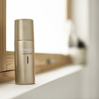 プレミアムエイジングケアブランド【awairo(アワイロ) 】から泡タイプの白髪染め「アワイロ ムースヘアカラー」登場