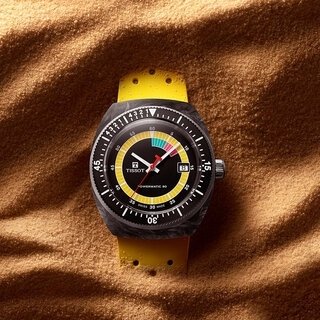 1970年代モデルを新素材でリバイバルした「ティソ シデラル」|TISSOT