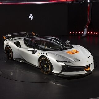 公道走行可能な初のXXモデル、フェラーリ「SF90 XX」がアンベール|Ferrari
