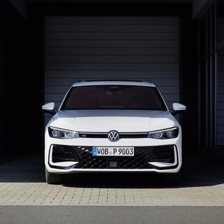 フォルクスワーゲンのビジネスクラス、新型「パサート ヴァリアント」がワールドプレミア|Volkswagen