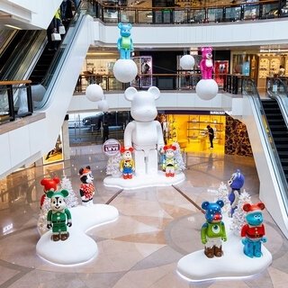 ディズニーの2000% BE@RBRICKを100体展示するクリスマスイベントが香港で開催中 | MEDICOM TOY