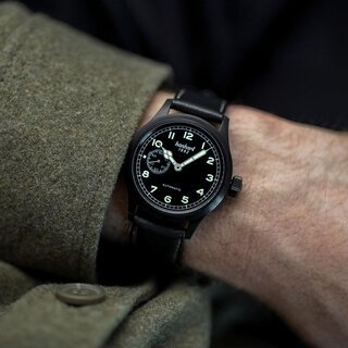 冒険のパートナーに理想的なウオッチ「ハンハルト パイオニア プリヴェンター9S」|Hanhart