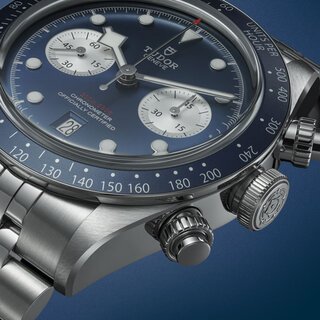チューダー ブルーを纏うブティック限定モデル ブラックベイ クロノ “ブルー”|TUDOR