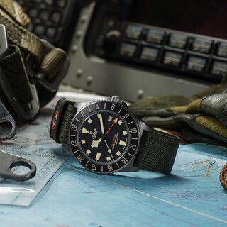 フランス海軍と作り上げた圧倒的な堅牢性