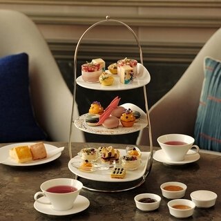 食事とアートを融合。ジャヌ東京が提案する五感に訴えるホテルステイ