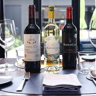 手の届く本物。ムートン・カデが表現するボルドーワインの伝統と革新