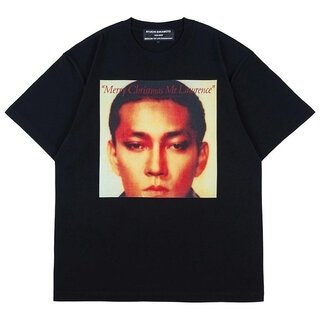 坂本龍一を着る。アーカイブコレクションが装いも新たに黒ボディで復活 | MEDICOM TOY