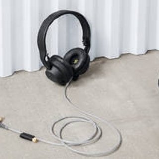 LOUIS VUITTONの音楽ディレクター、BENJI Bが放つ希少なヘッドホン｜DEVIATION ×AIAIAI  