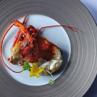 この時期だけの奇跡の食材「ソフトシェル伊勢海老ディナー」｜Hoshino Resorts KAI Atami