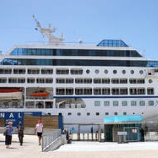 非日常をドラマチックに。クルーズ旅の目的は"美食"で決まり！｜OCEANIACRUISES