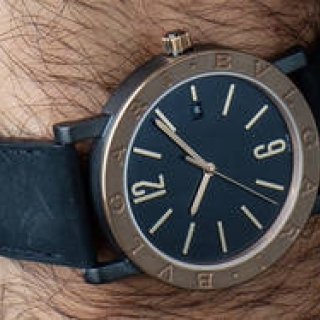 ブルガリがブランド初のブロンズ製「ブルガリ・ブルガリ」を発表｜BVLGARI